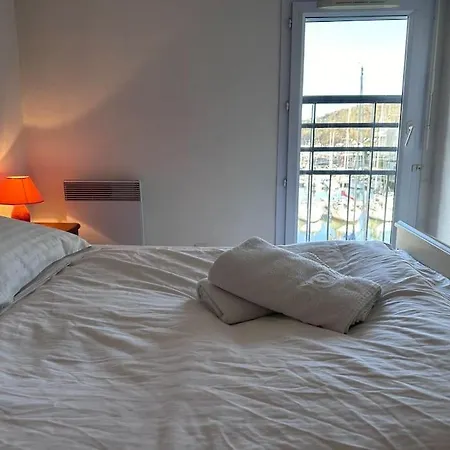 Апартаменты Les Lofts Vue Port Guillaume